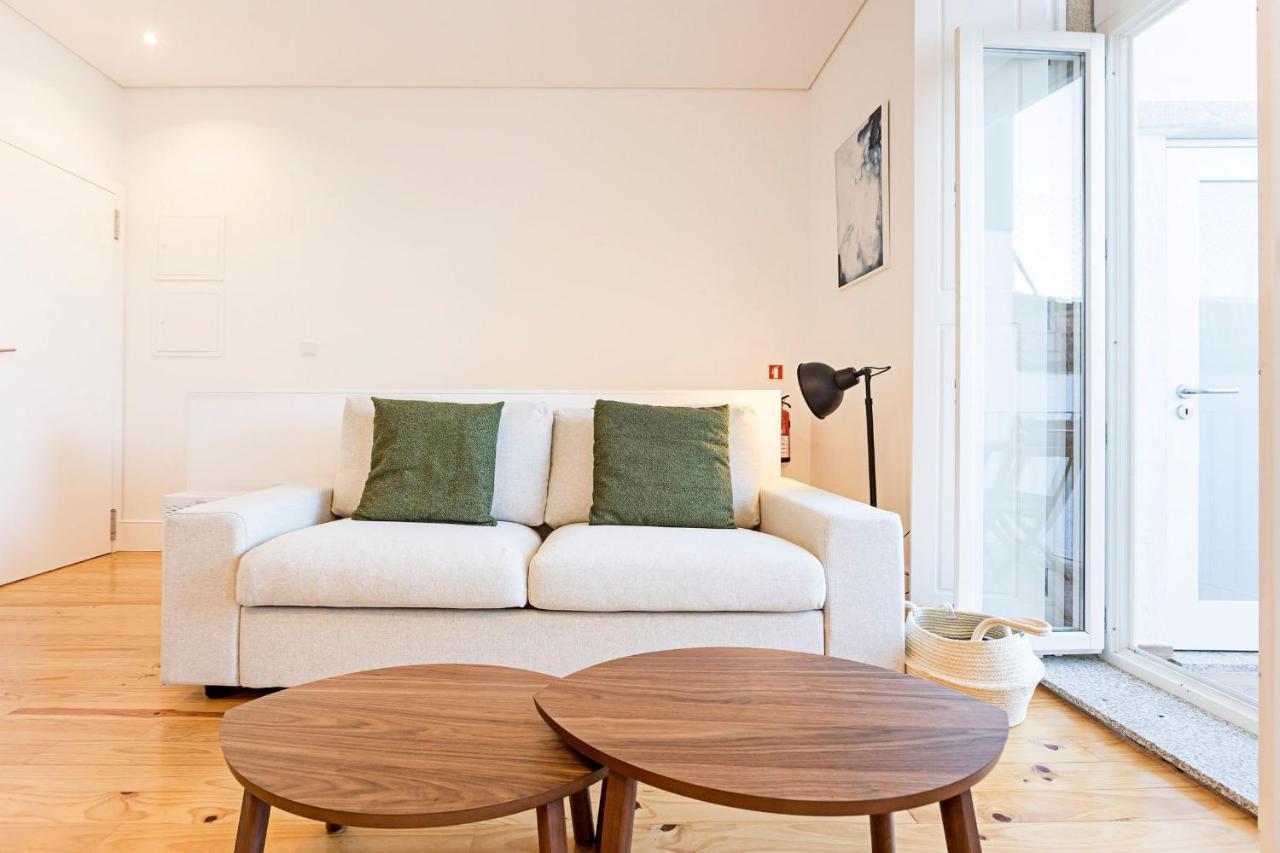 Apartment Wonderful Duplex W Private Patio & Ac By Lovelystay Porto