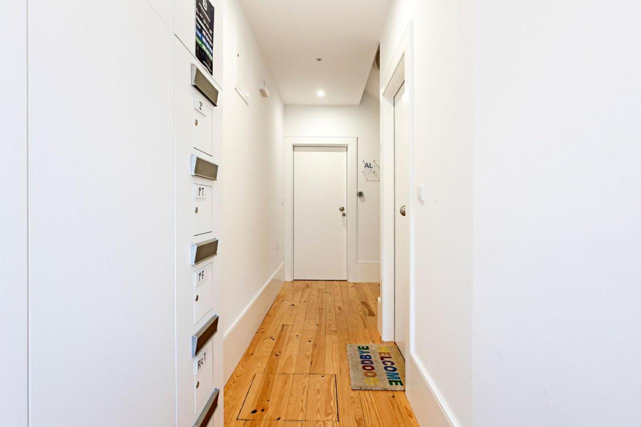 Apartment Wonderful Duplex W Private Patio & Ac By Lovelystay Porto