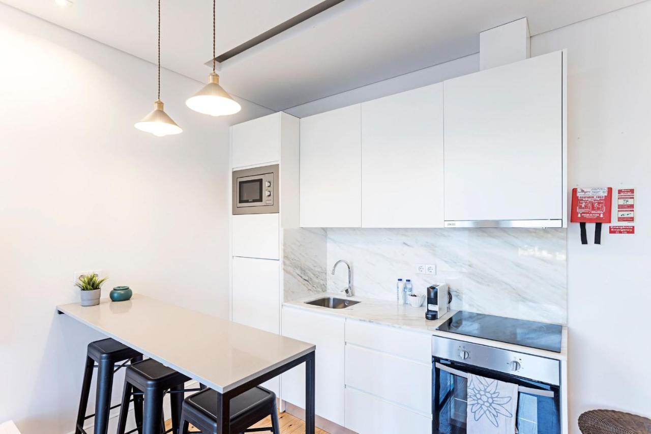 Apartment Wonderful Duplex W Private Patio & Ac By Lovelystay Porto
