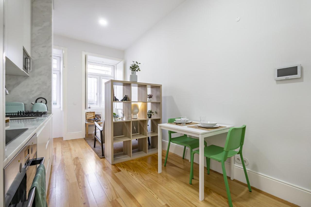 Nomad's Easy - 1bed Alegria Emerald Apartment Porto