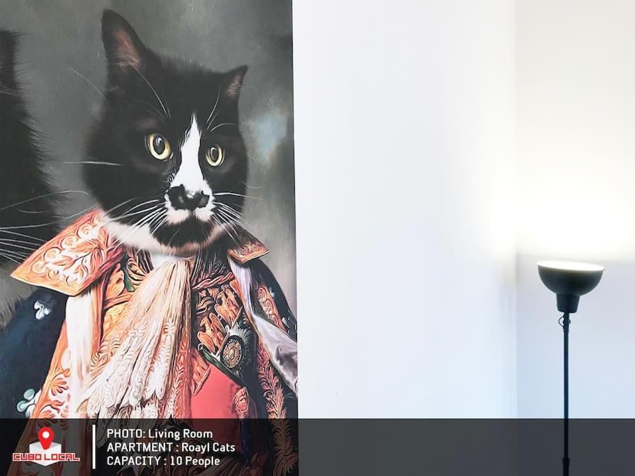 Royal Cats *