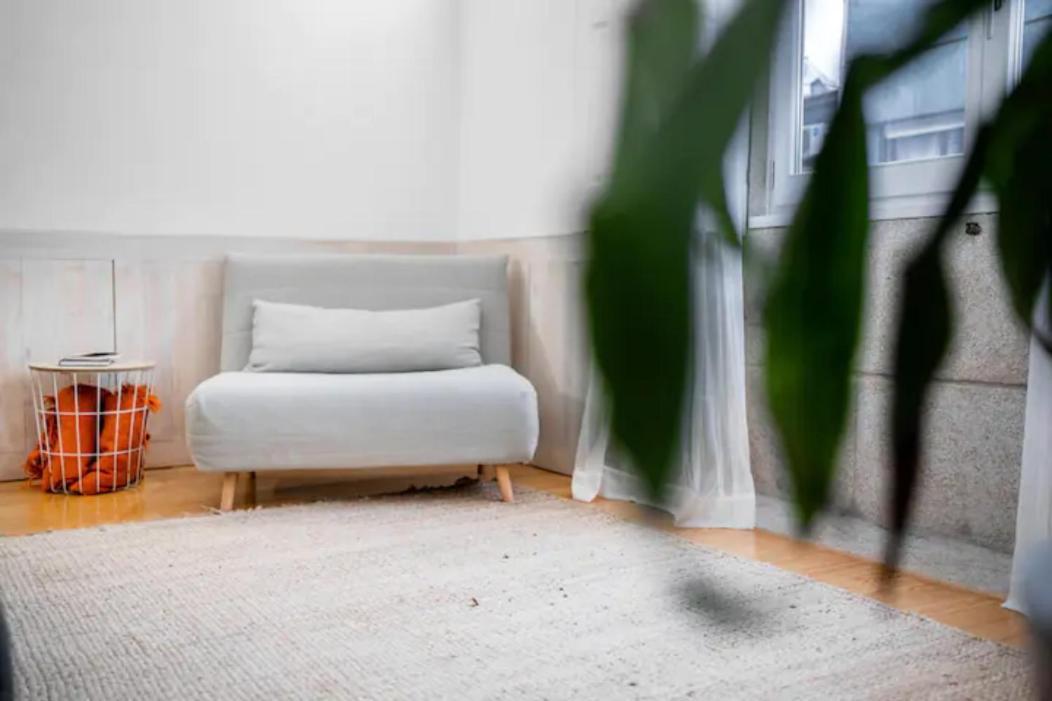 Formosa With Parking And Historic Charm! * Porto