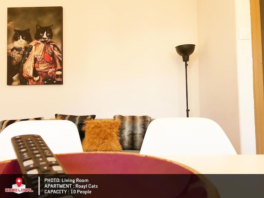 Royal Cats Apartment *