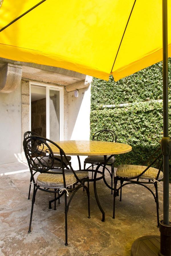 Boutique Rentals- Hidden Garden Porto's Downtown Apartment Porto