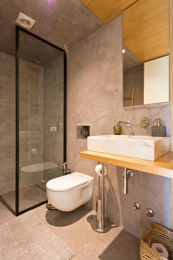 Boutique Rentals- Hidden Garden Porto's Downtown *