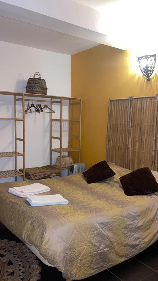 Bed & Breakfast -