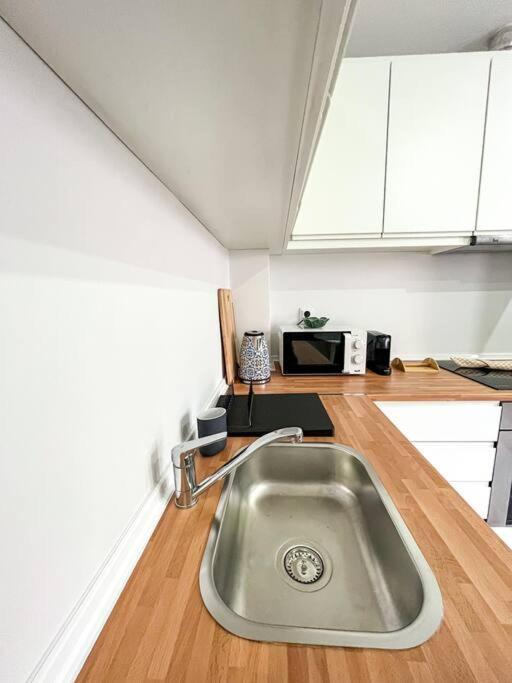 Apartamento Magnificent Egas Moniz By Unique Hosts *