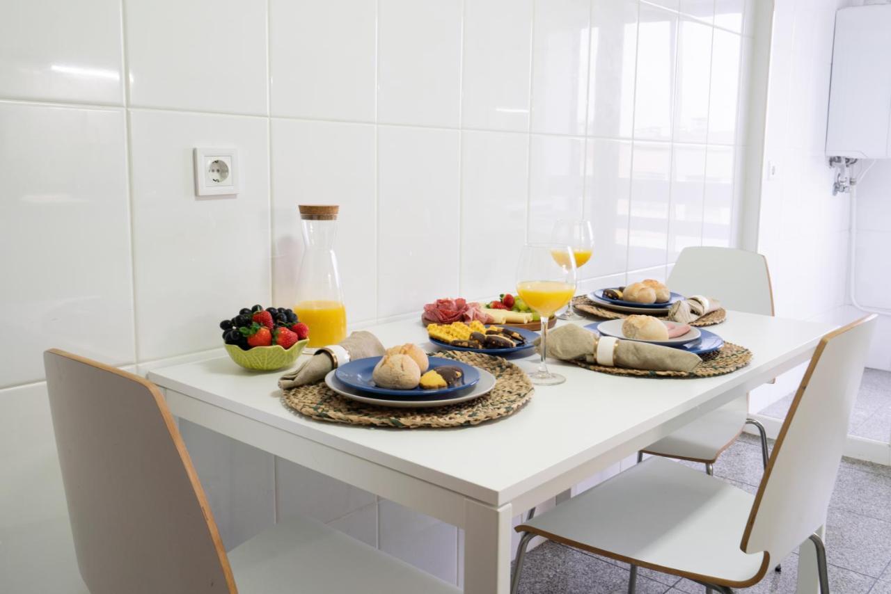 Apartment Cozy Sunny Flat W/ Terrace - Sao Joao Porto