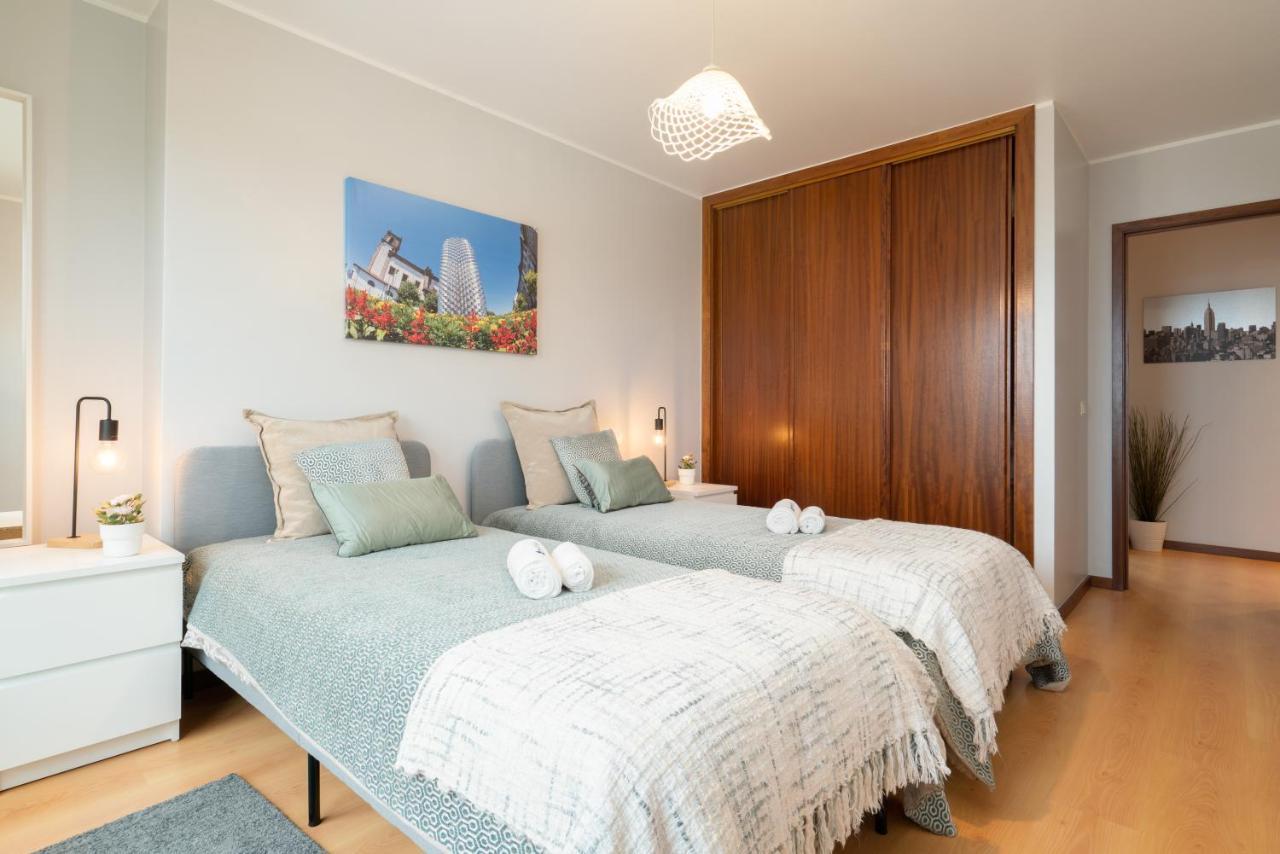 Cozy Sunny Flat W/ Terrace - Sao Joao *
