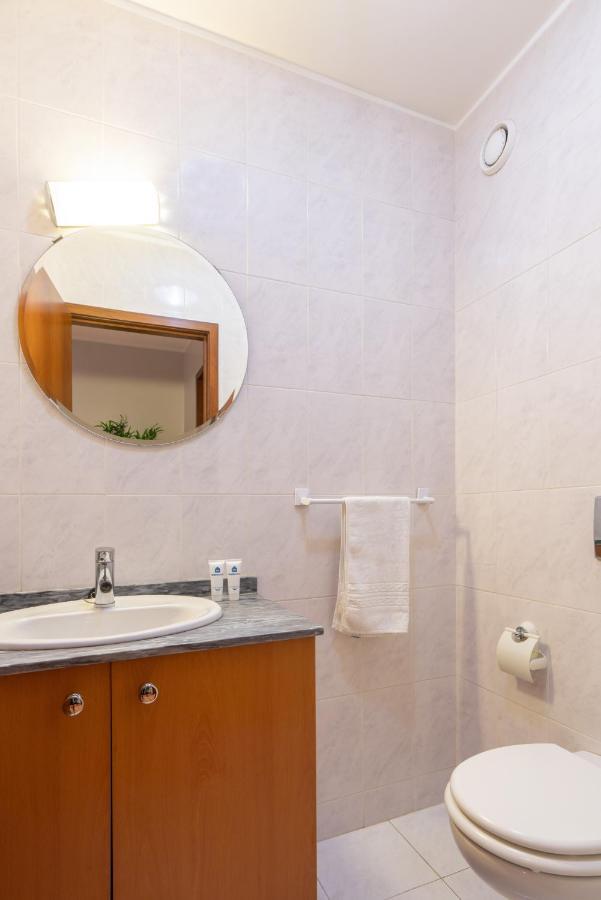 Cozy Sunny Flat W/ Terrace - Sao Joao *