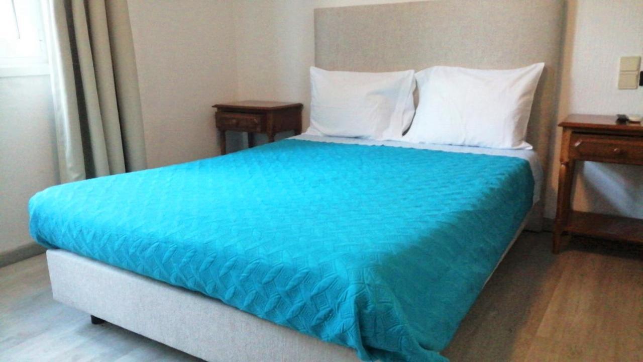 Residencia Vale Formoso Guest house