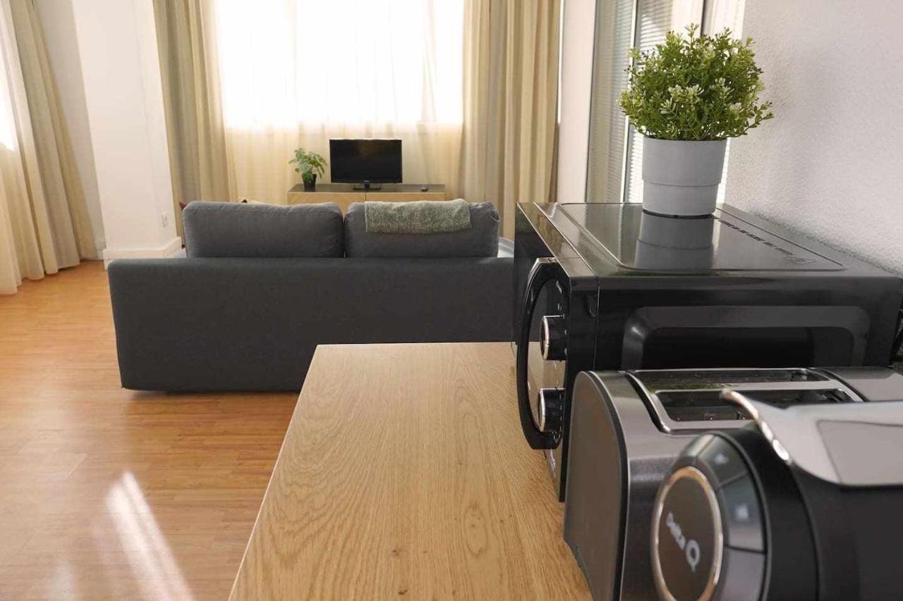 Ryamen's Apartment