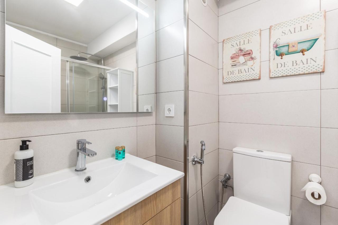 Hopstays - Musica Appartement Porto