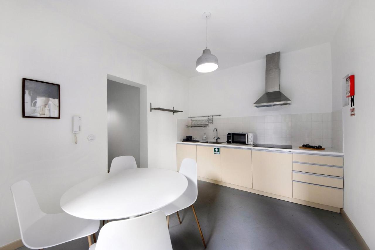 Crooked Floor House - Ground Floor