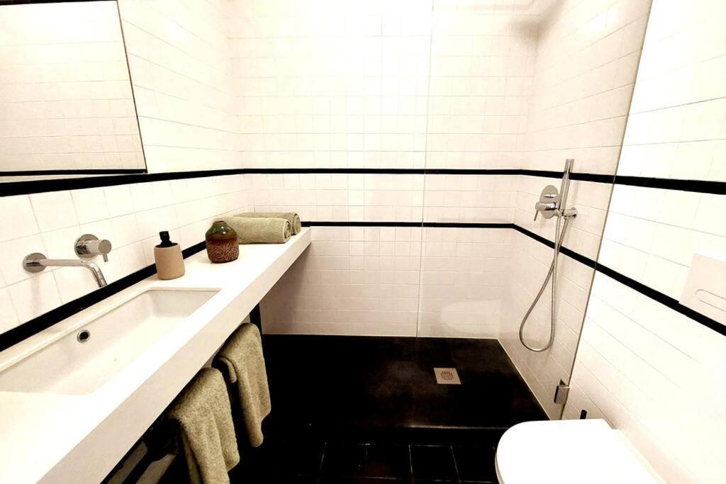 Dream On - Aliados Delux 2 Bed Apartment *