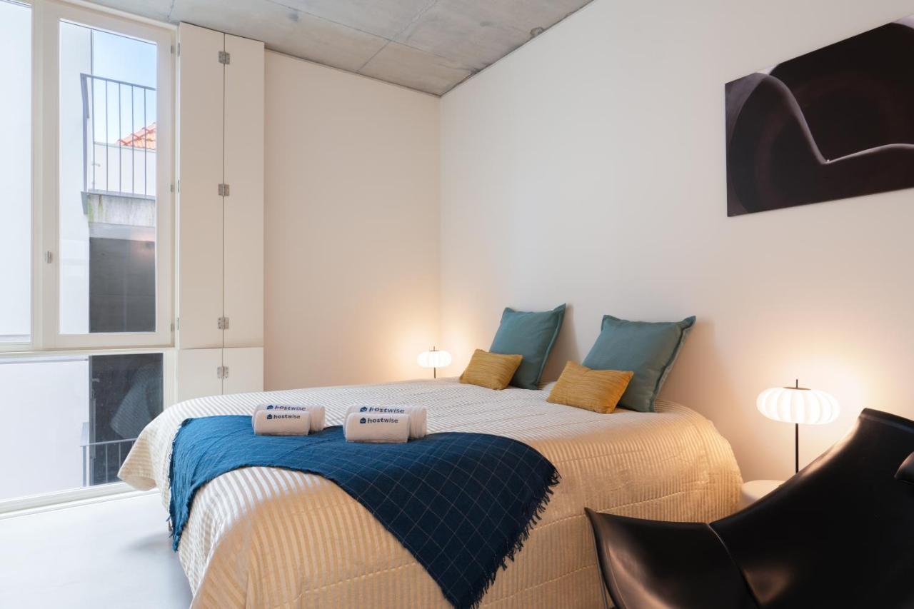 Apartment Host Wise - Luxurious Private Flats - Balcony