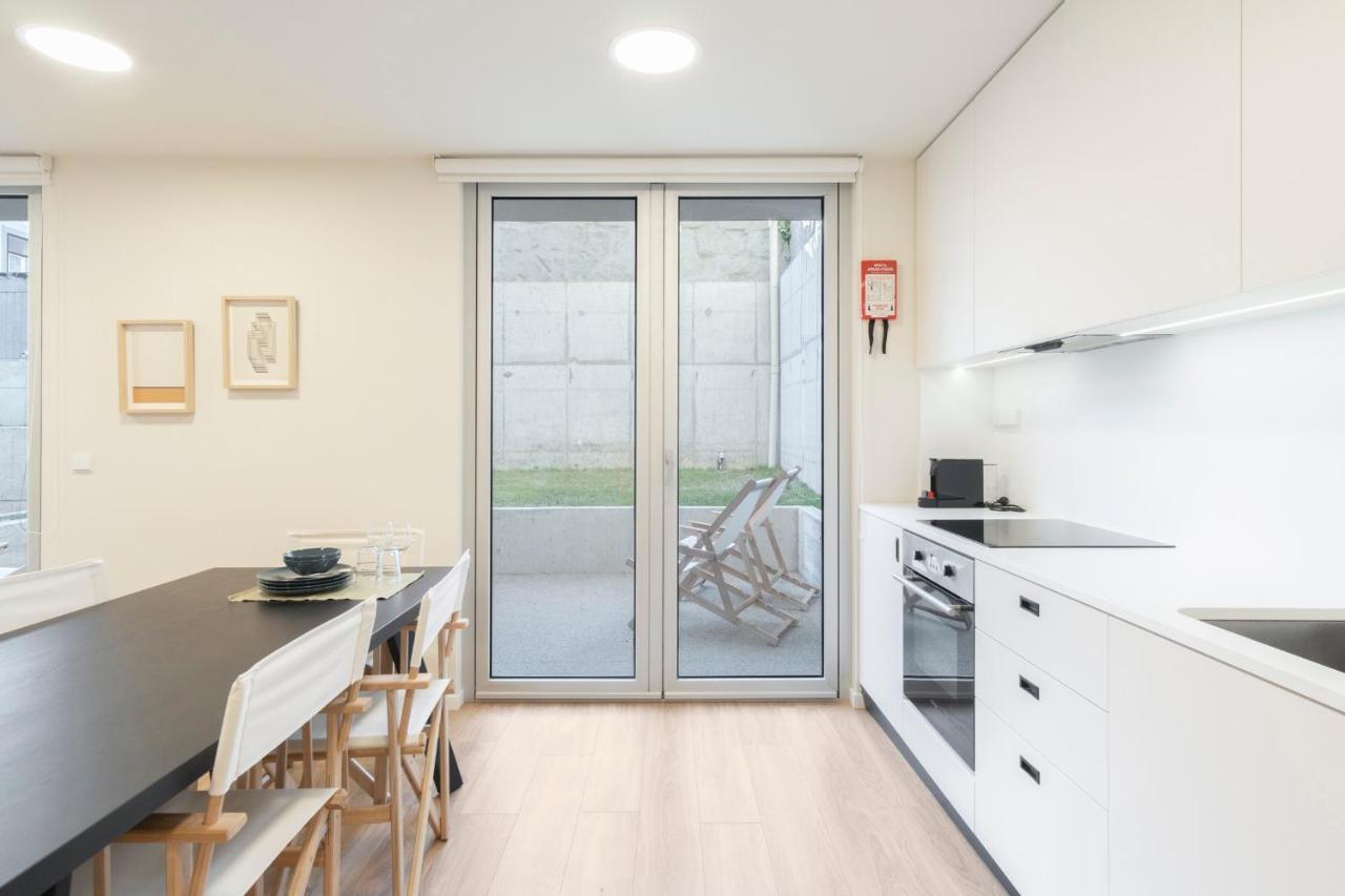 Apartment Two Bedroom With Patio Near The *