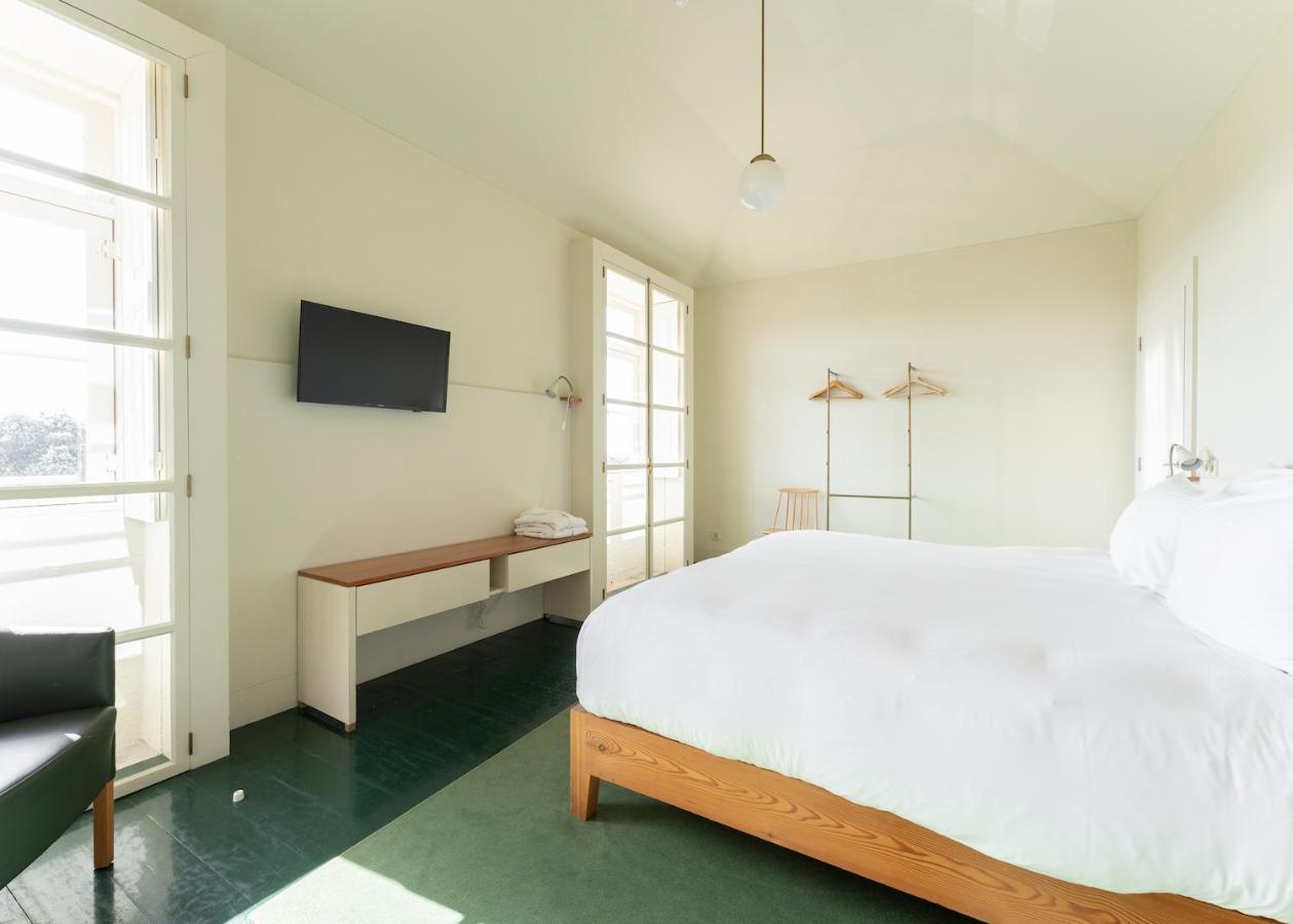 Duas Portas Townhouse Bed & Breakfast Porto