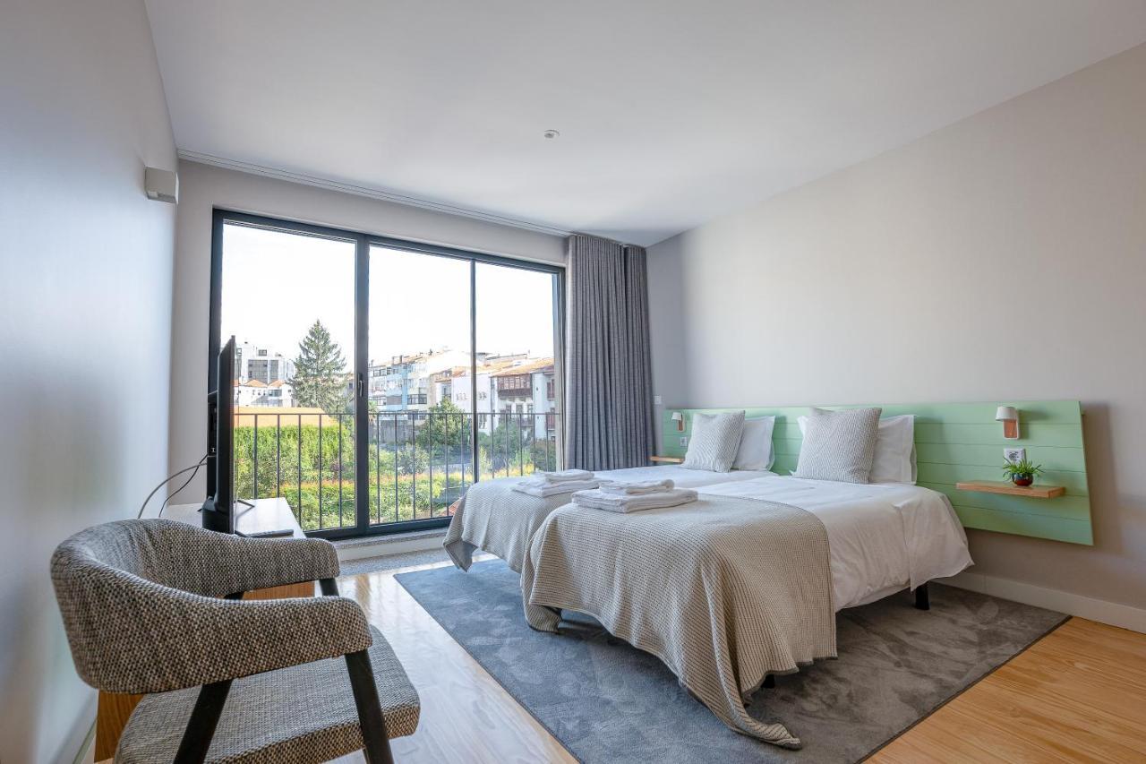 Trendy Formosa Apartment