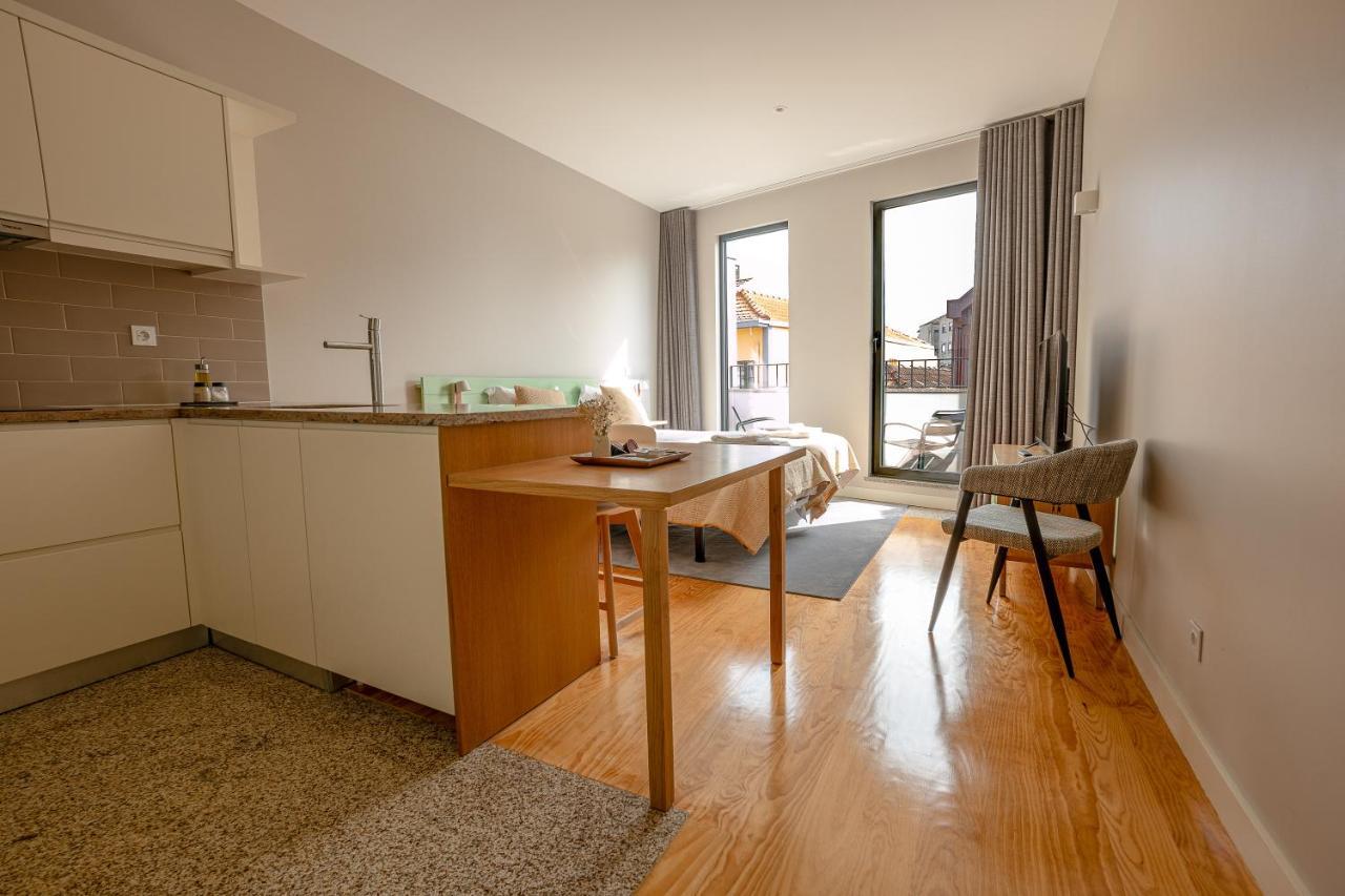 Trendy Formosa Apartment