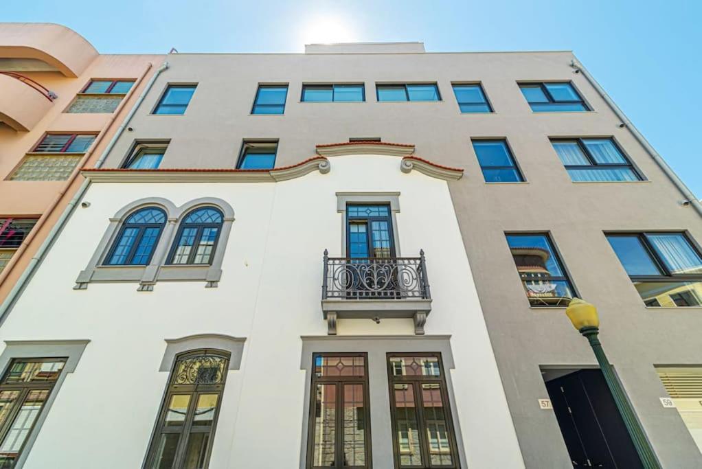 Large Terrace In Paraiso By Innkeeper * Porto