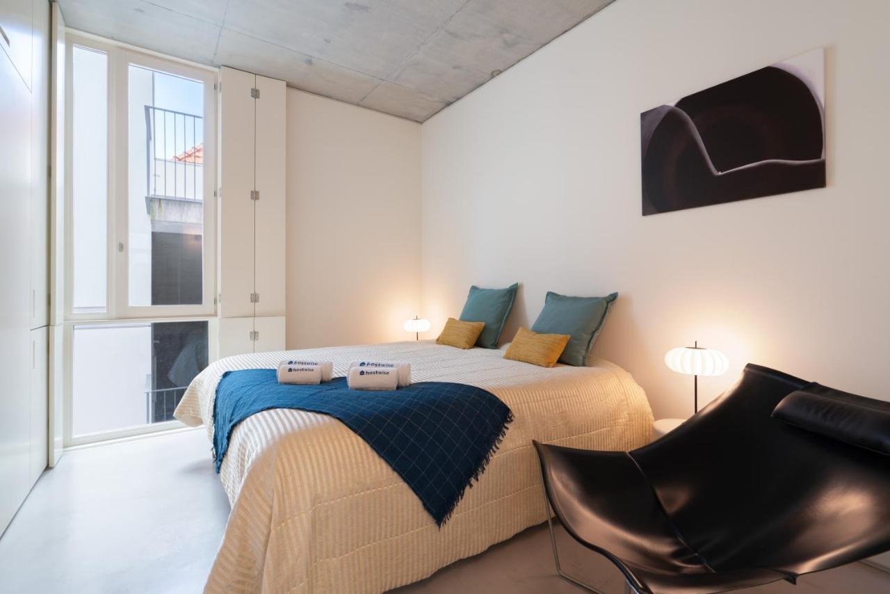 Host Wise - Luxurious Private Flats - Balcony * Porto