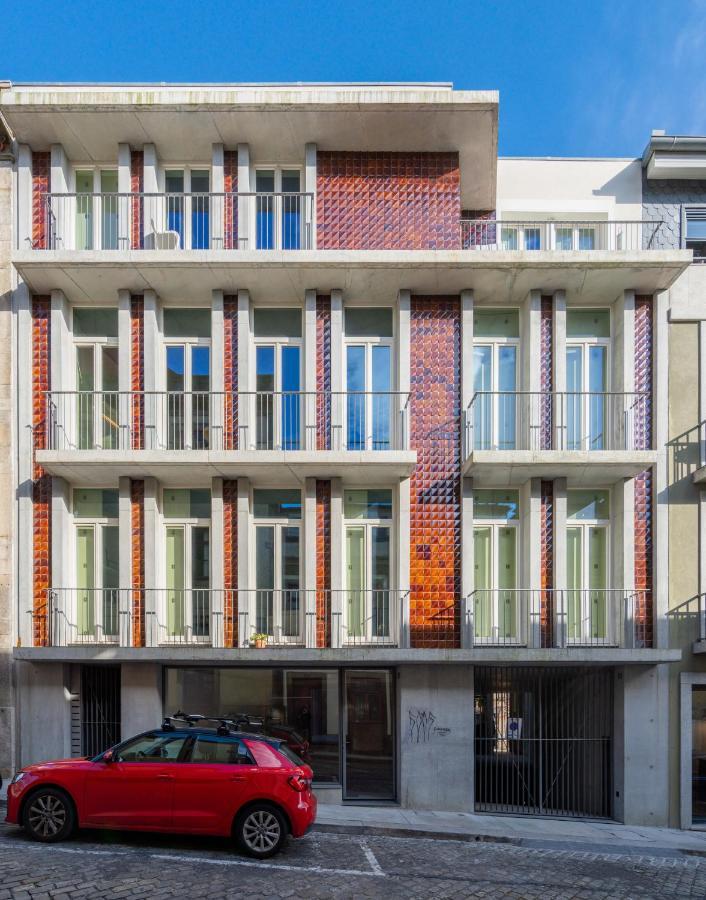 Apartment Host Wise - Luxurious Private Flats - Balcony