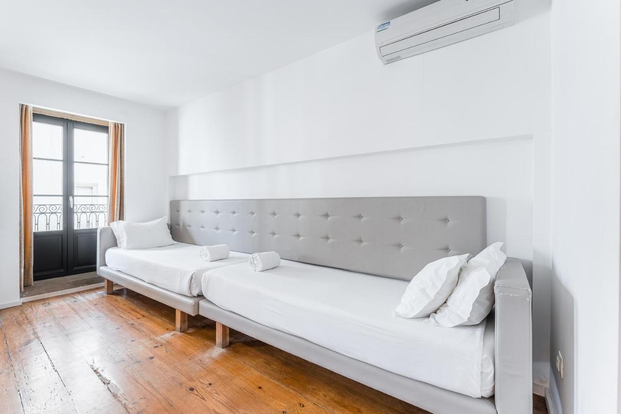 In Portugal- Ribeira Center - 4 Apartment *
