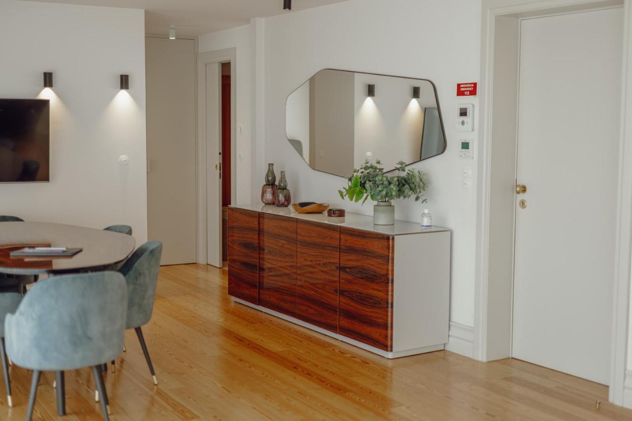 Downtown Penthouse With River View By Vacationy Appartement Porto