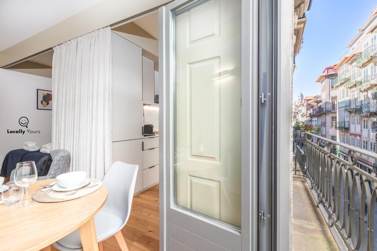 Locally Yours Flores Apartment Porto