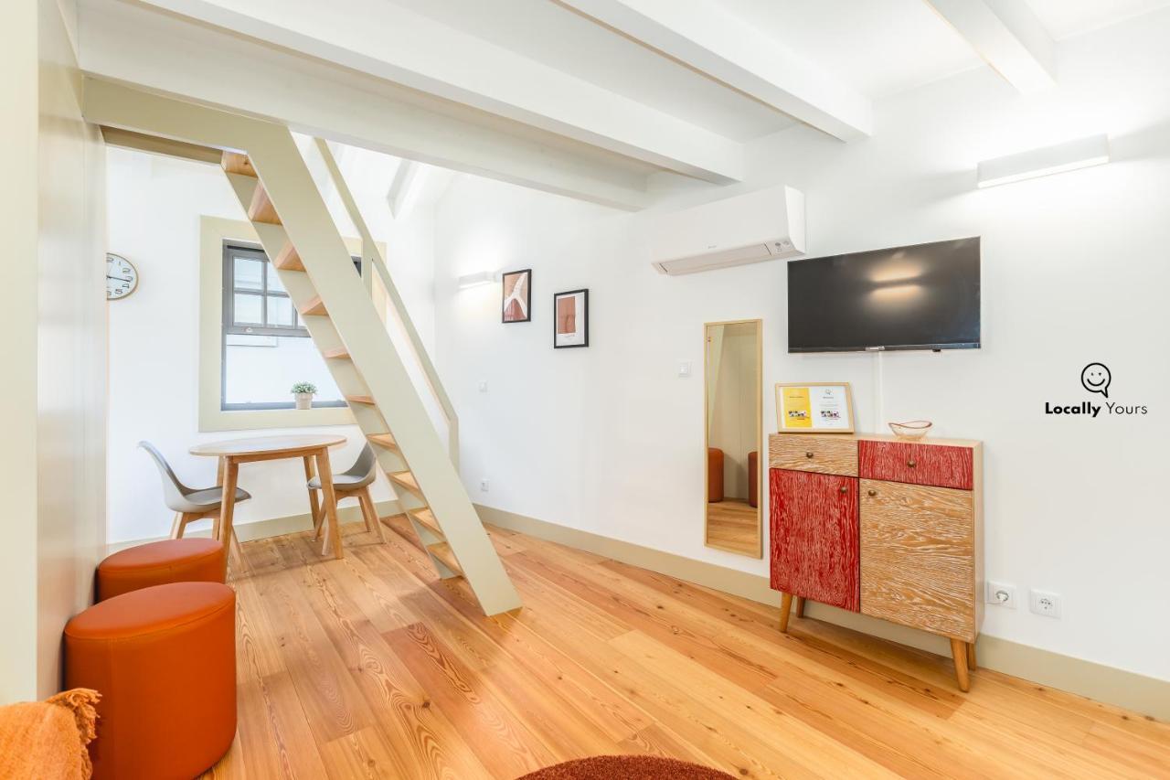 Locally Yours Flores Apartment Porto