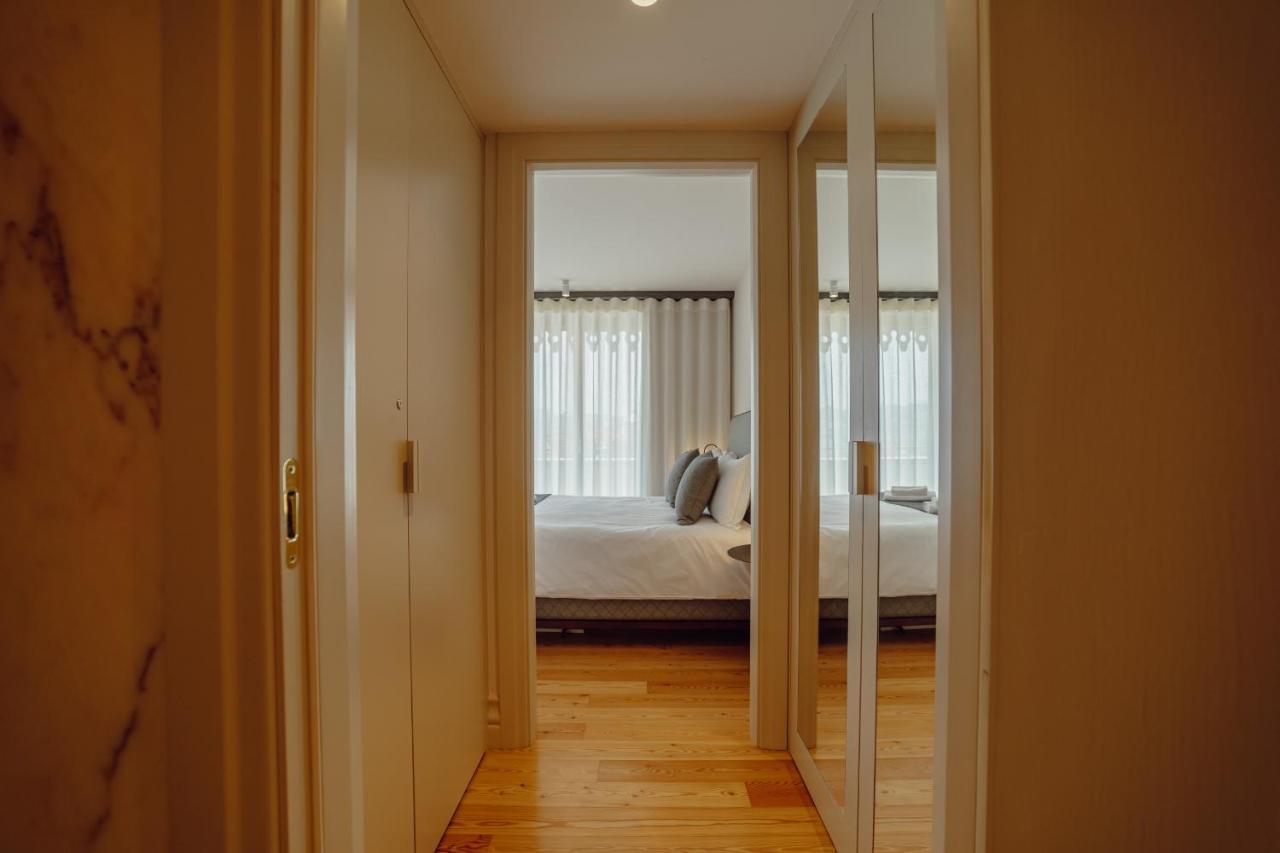 Downtown Penthouse With River View By Vacationy Appartement *