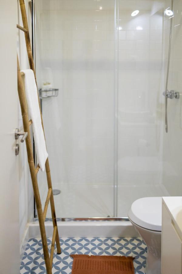 Terracotta Downtown Studio Apartment *