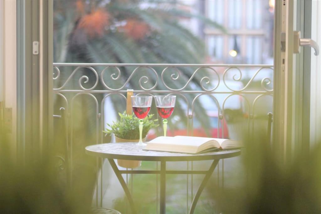Appartement Lovely Balcony Downtown