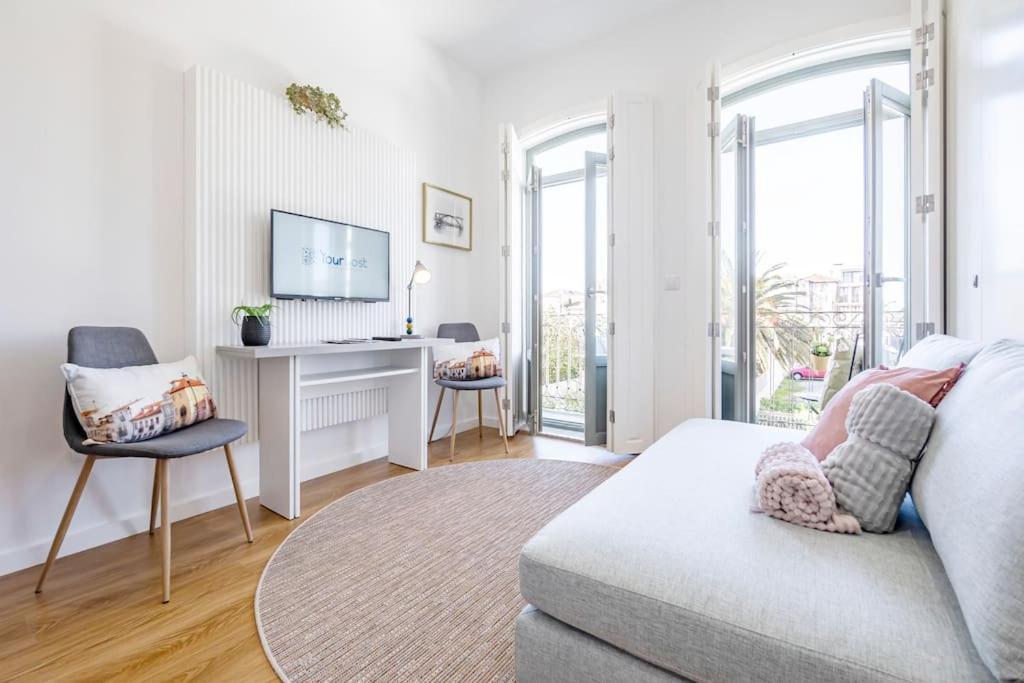 Appartement Lovely Balcony Downtown *