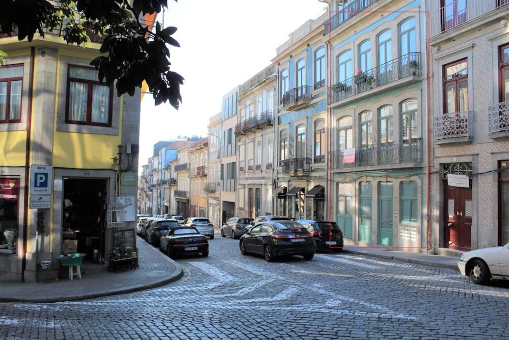 Lovely Balcony Downtown Apartment Porto