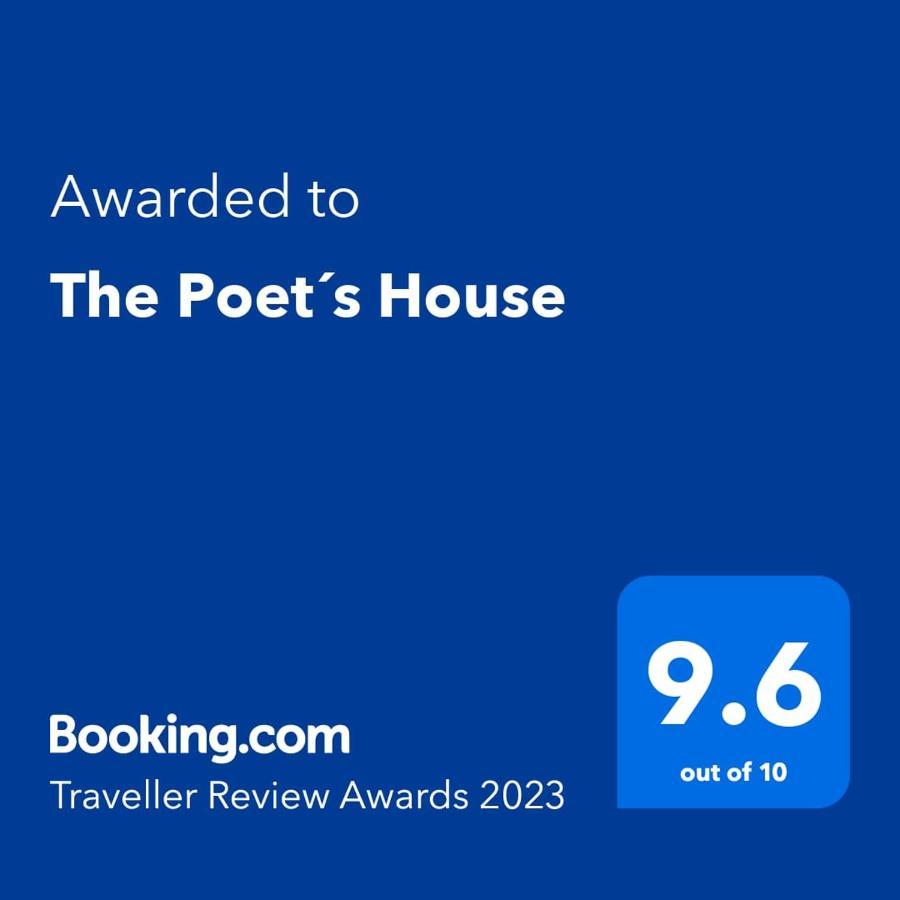 The Poets By Destiny Houses * Porto