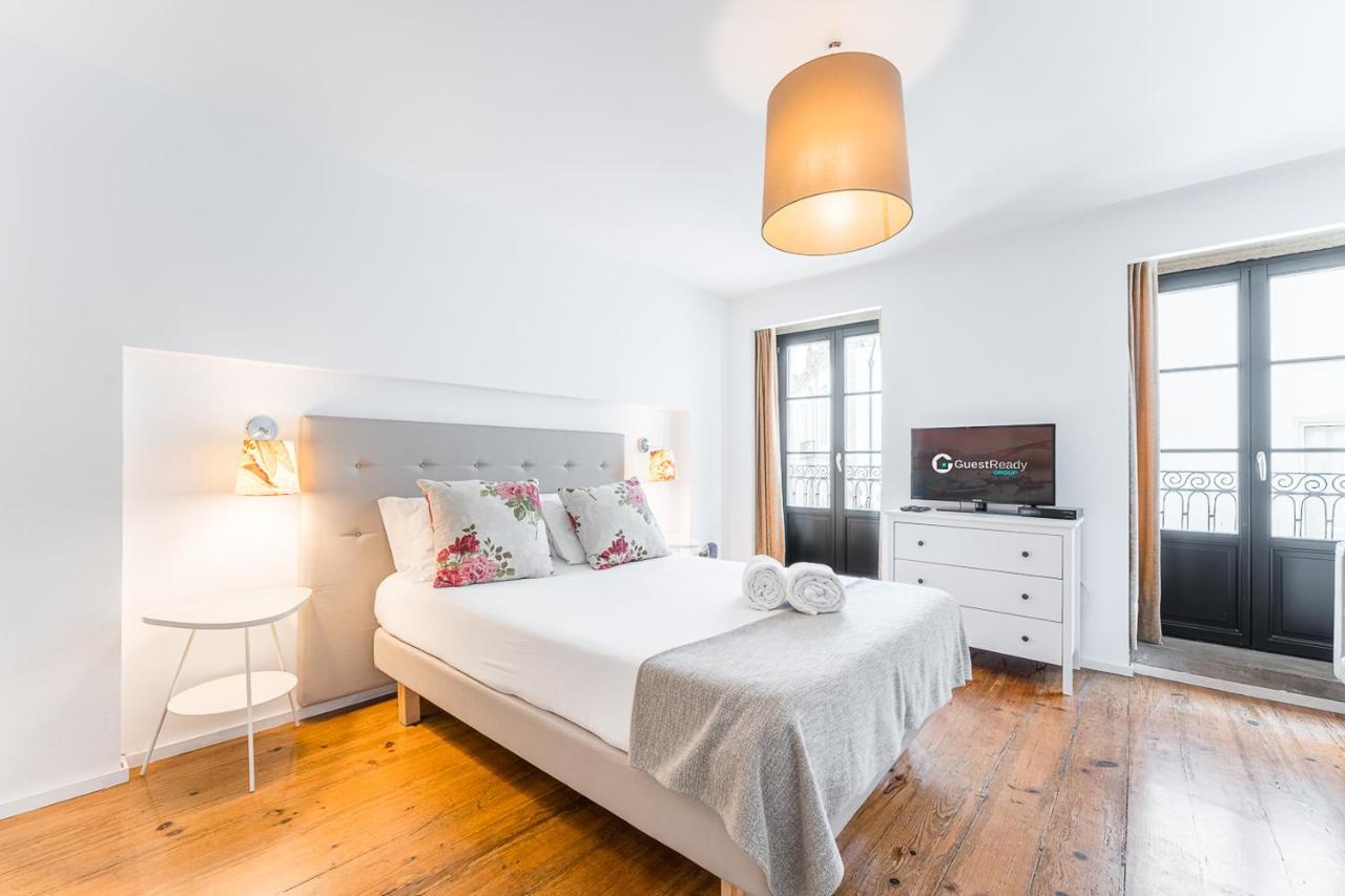 In Portugal- Ribeira Center - 4 * Porto