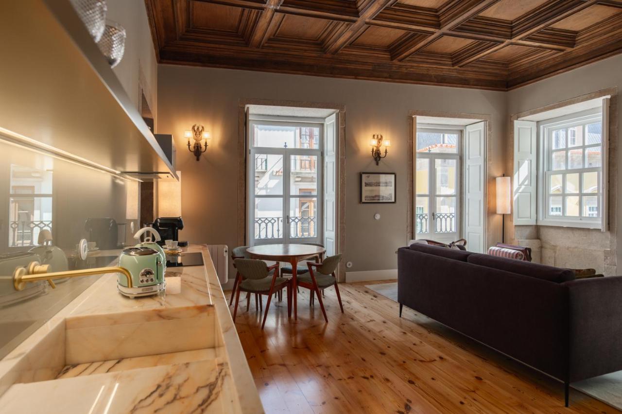 Apartment Estefania Luxury Historic House Downtown Porto