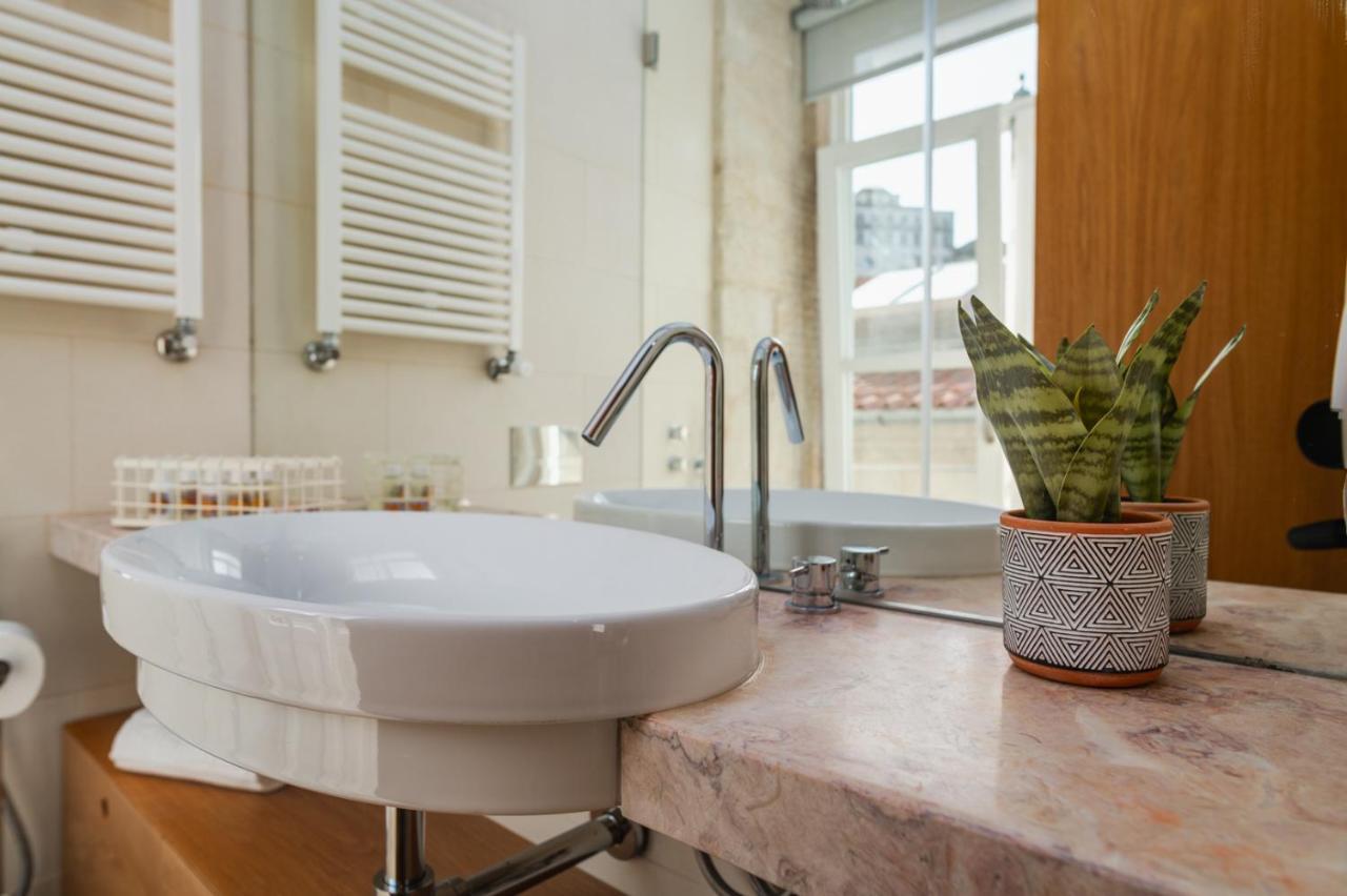 Victoria Luxury Apartment, Historic House Downtown Apartment