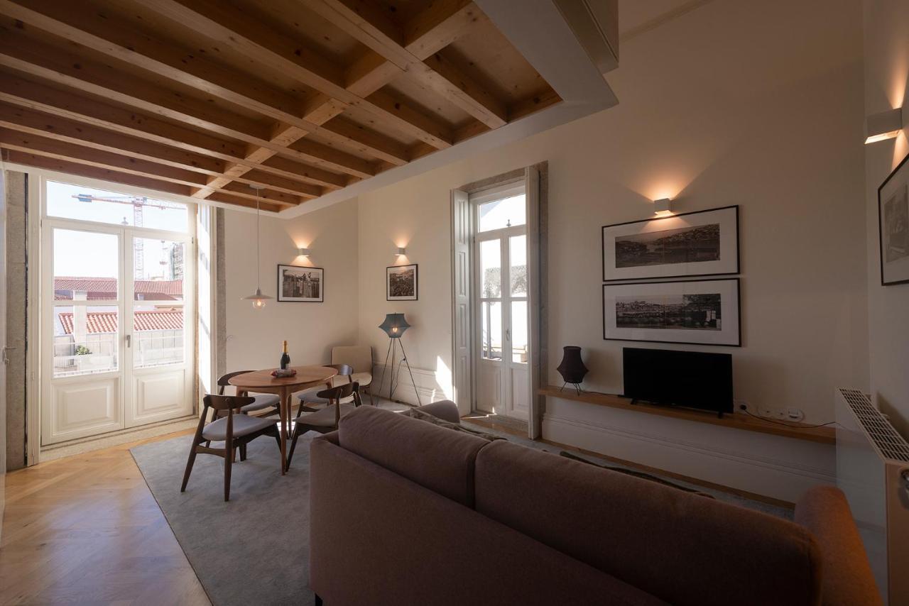 Maria Pia Luxury Apartment, Historic House Downtow *