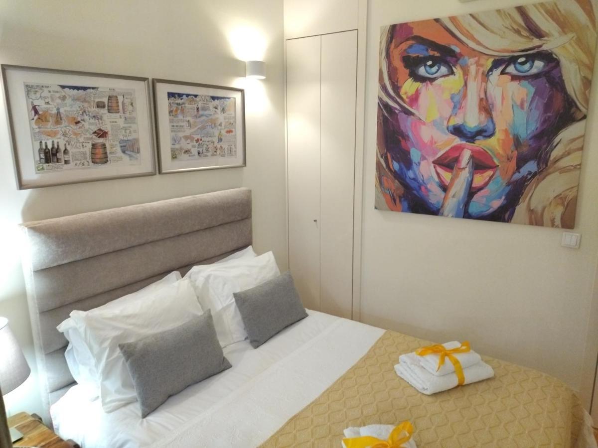 Santa Catarina Patio - With Washer Machine * Porto