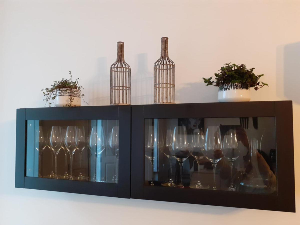 Apartment - Your Avant-garde Getaway *