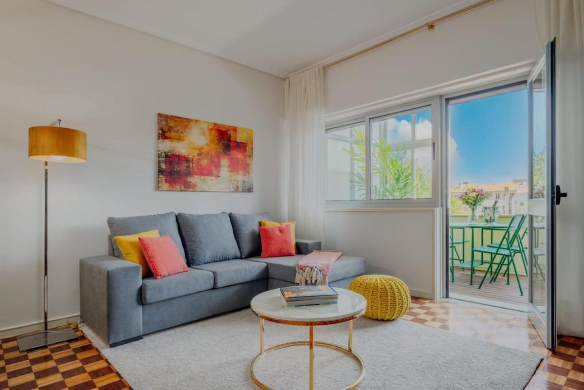 Sunny And Spacious House, 4bd 3bath Downtown Apartment *