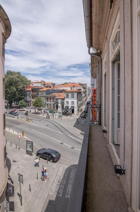 Almada 180 Porto