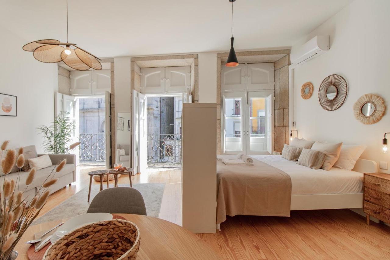 Virtudes Flat W/ Ac & Balcony By Lovelystay Apartment