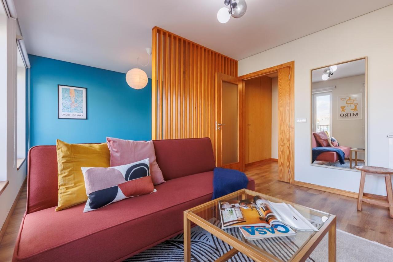 A Pop Of Color By Lovelystay Appartement Porto