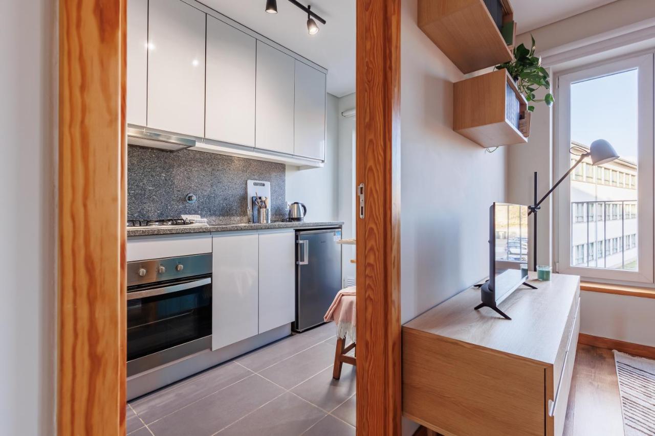 Appartement A Pop Of Color By Lovelystay *