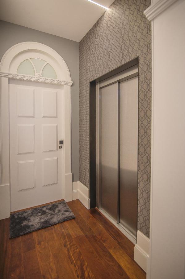 Almada 180 Appartement *