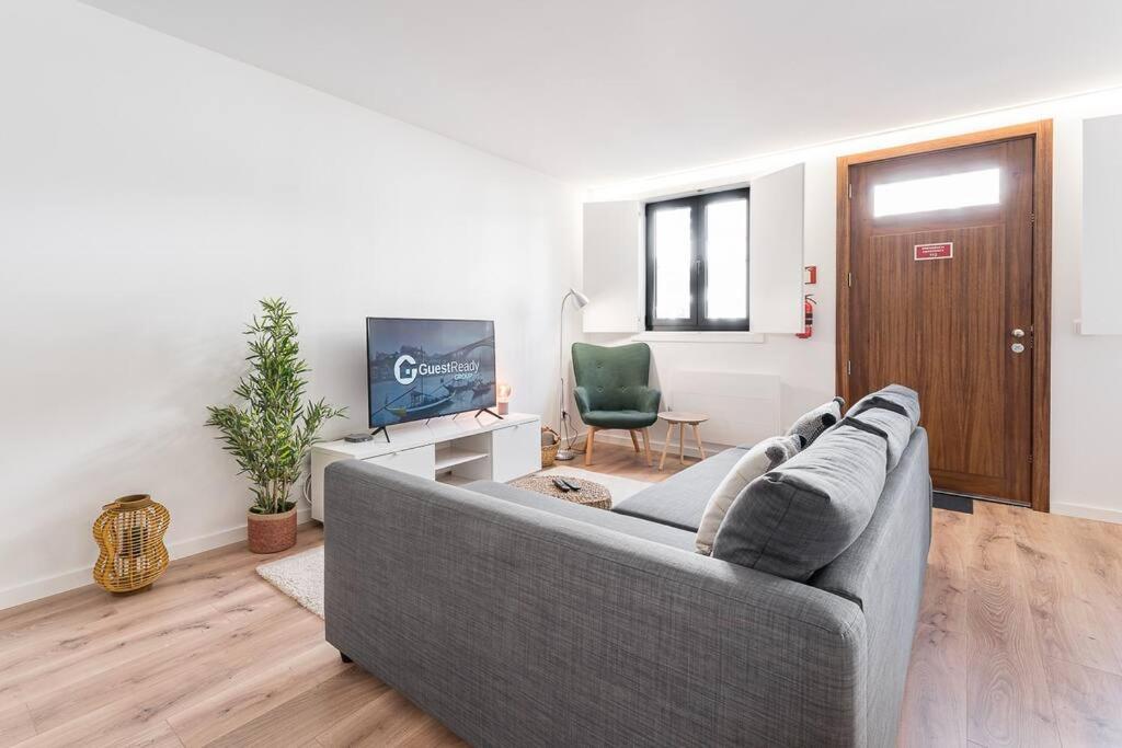 Guestready - Spotlight - Right Porto
